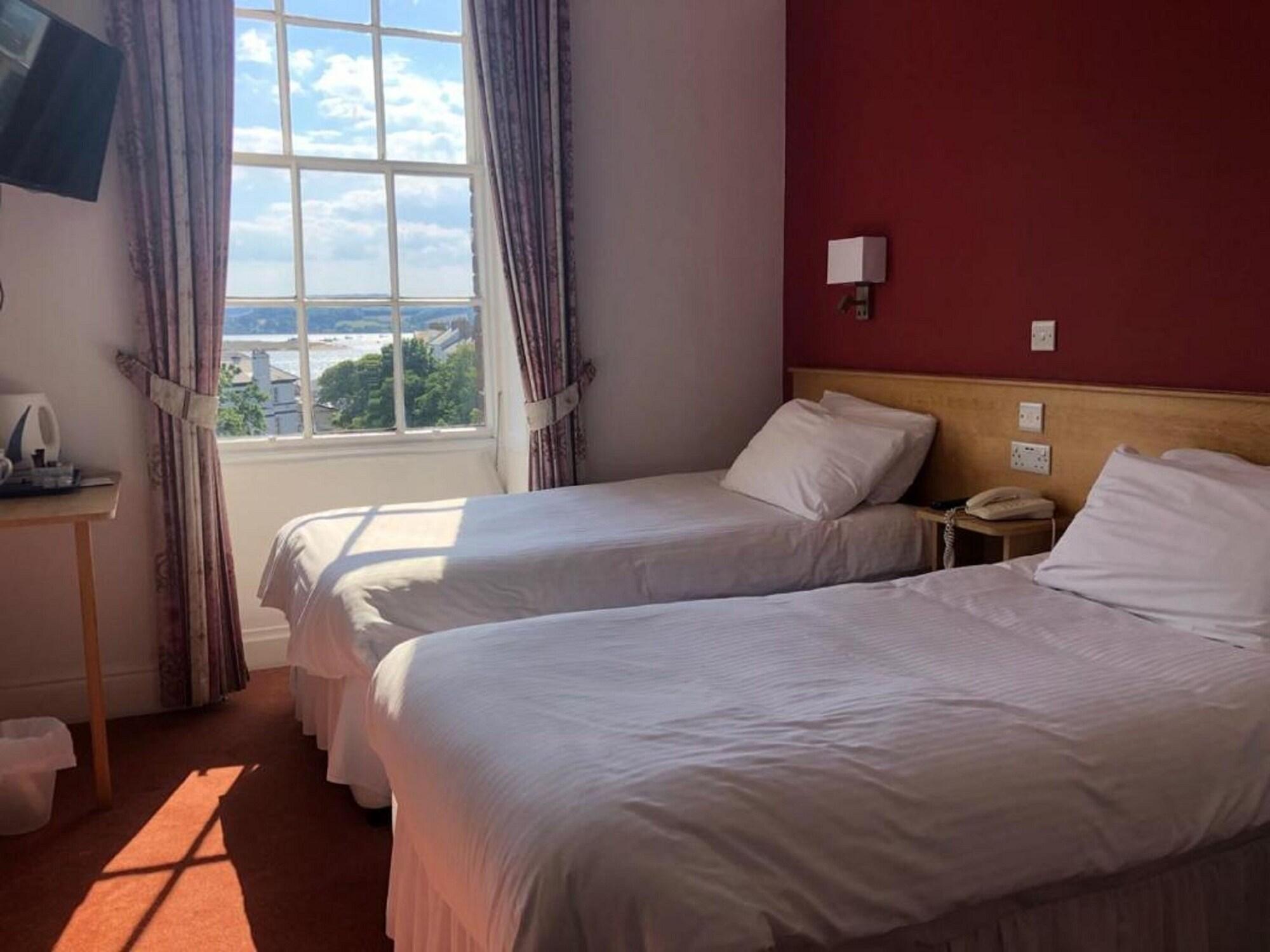 Manor Hotel Ексмут Екстериор снимка