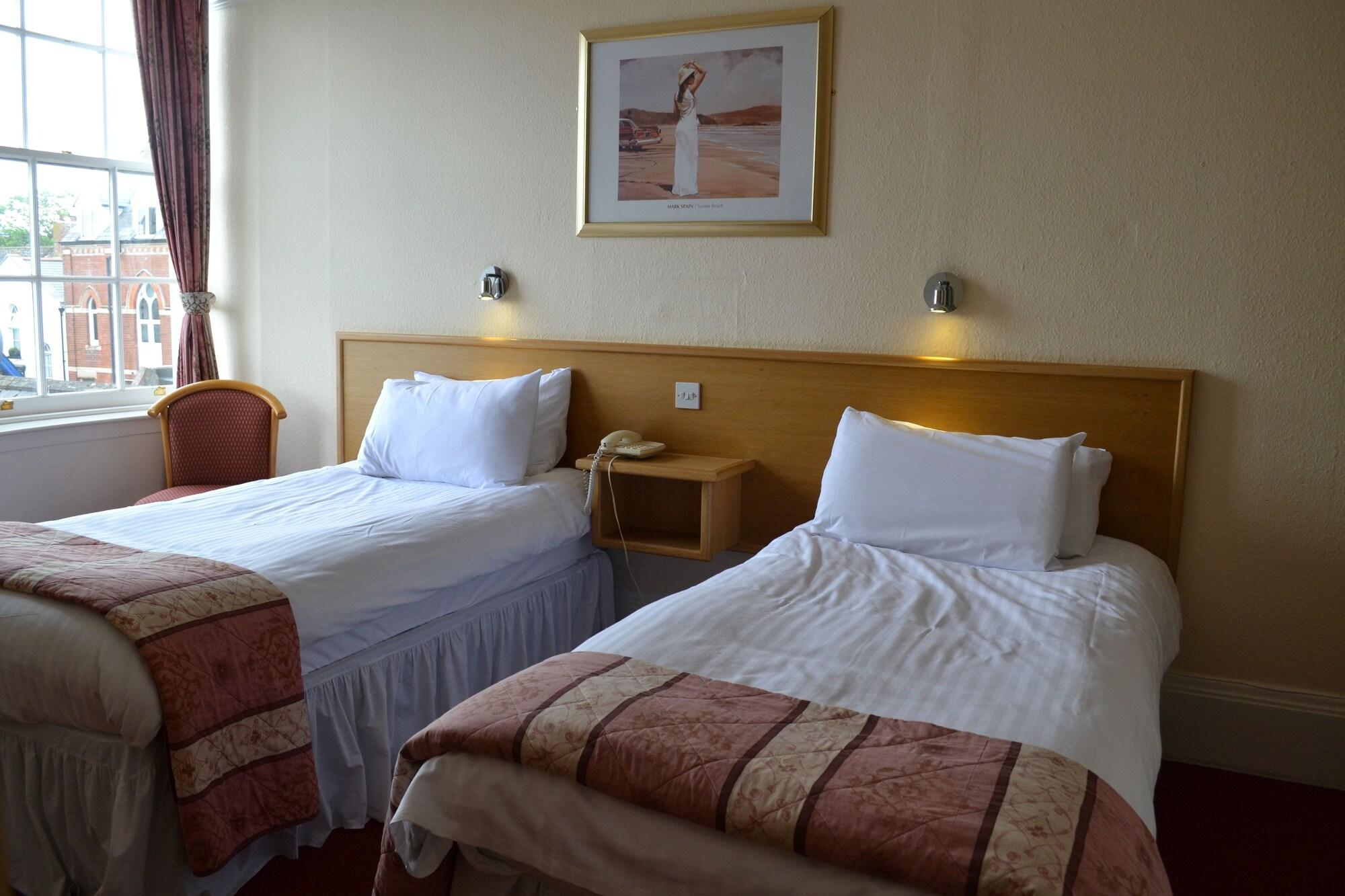 Manor Hotel Ексмут Екстериор снимка