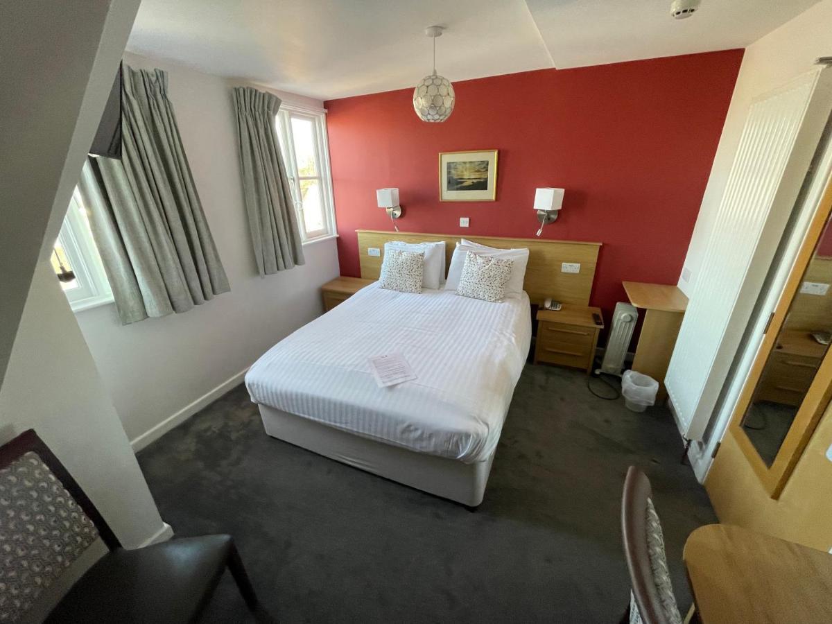 Manor Hotel Ексмут Екстериор снимка