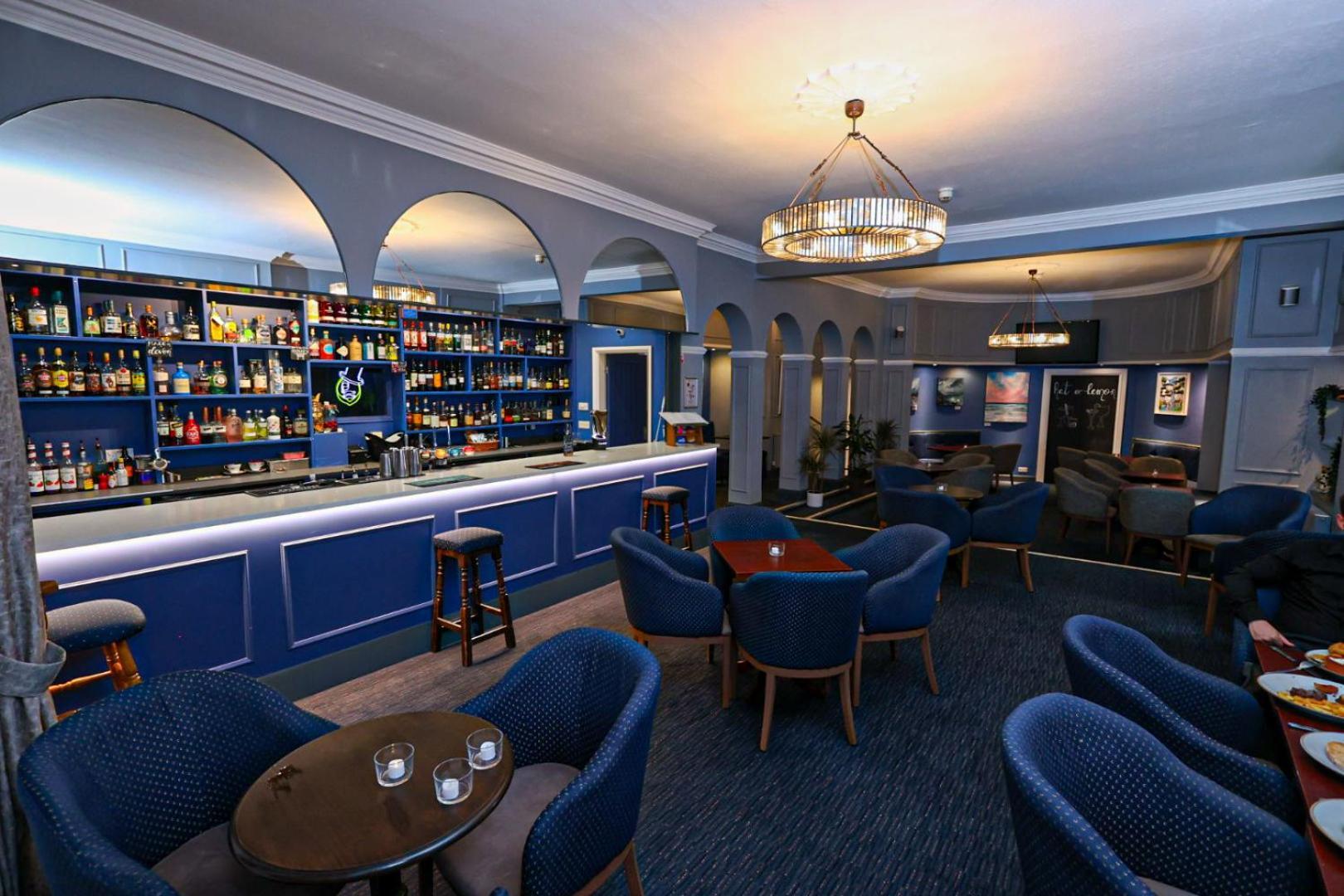 Manor Hotel Ексмут Екстериор снимка
