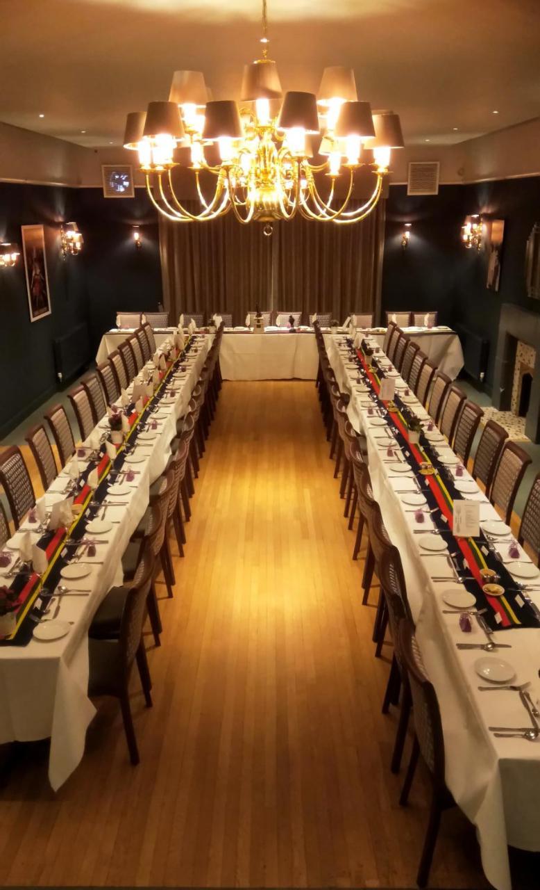Manor Hotel Ексмут Екстериор снимка